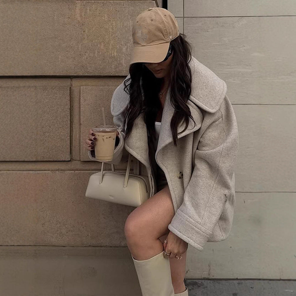 Damen Oversize Wollmix-Kurzmantel mit großem Revers und kastigem Schnitt Shop Nory