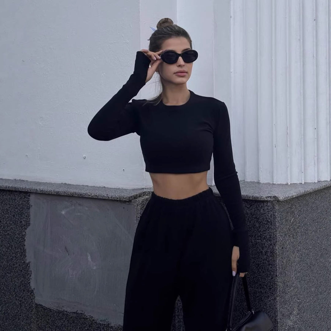 Damen Kurzes Langarm-Croptop mit Daumenloch und weite High-Waist Loungehose Shop Nory