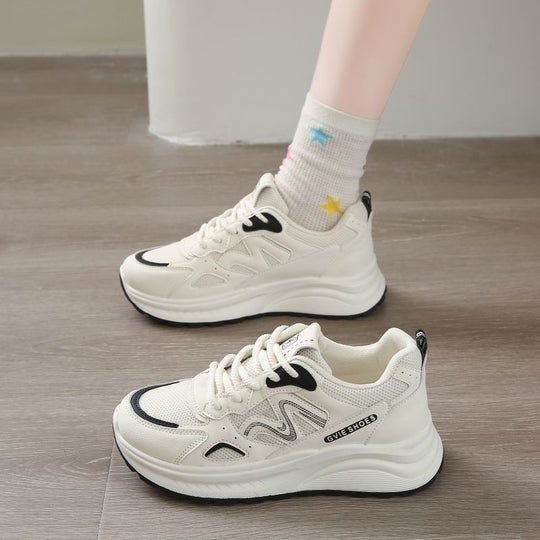 Damen City‑Chunky‑Sneaker mit skulpturierter Plateausohle, Mesh‑Einsätzen und gepolstertem Komfortkragen Shop Nory