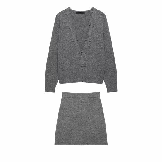 Damen Grobgestrickter Cardigan mit Knebelverschlüssen und kastiger Silhouette Shop Nory