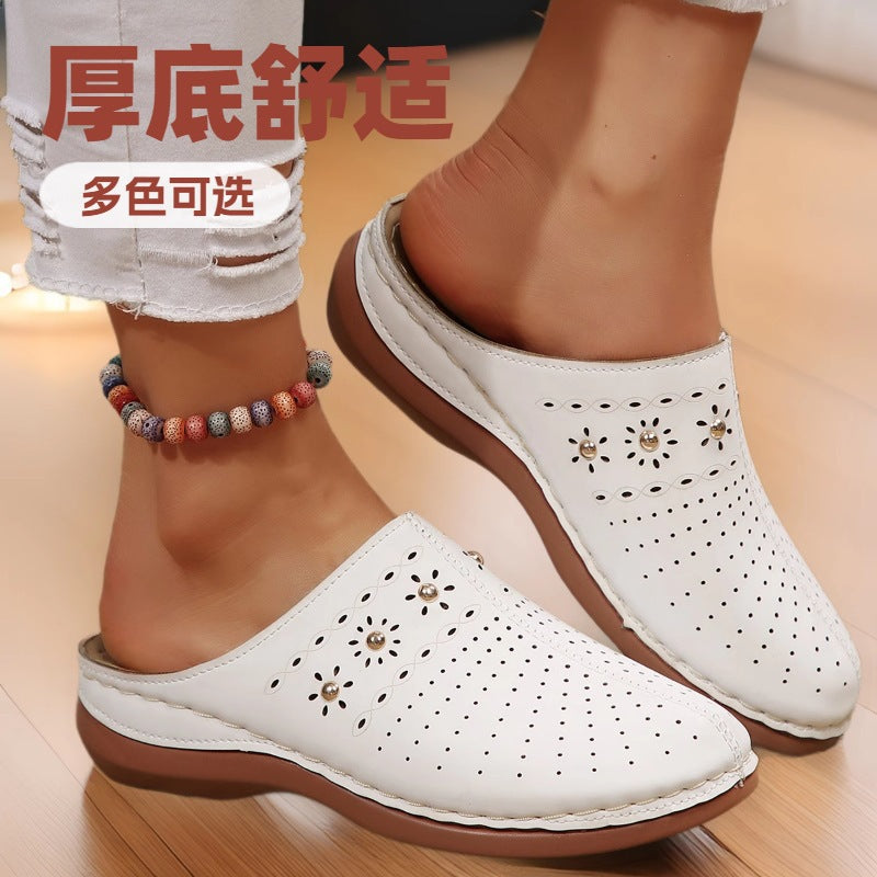 Damen modische Clogs mit luftiger Perforation und eleganter Verzierung