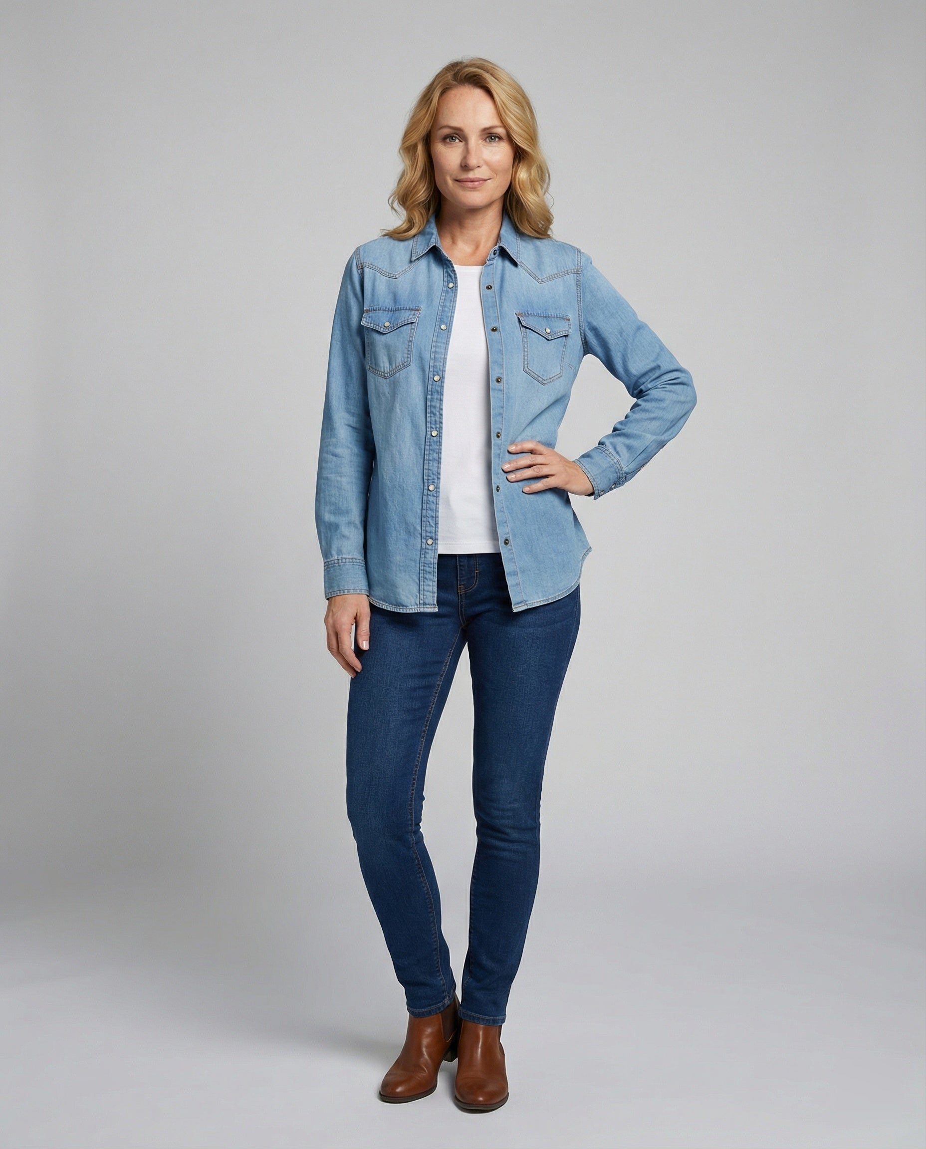 Damen Denim-Hemdbluse mit dekorativen Brusttaschen