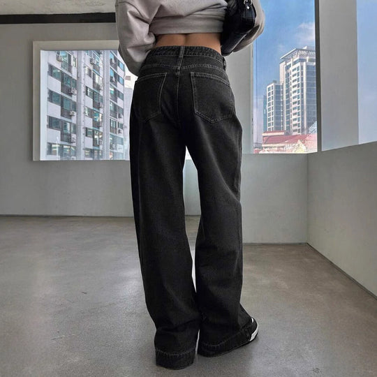 Damen Weite Jeanshose im modernem Schnitt mit elegantem Design