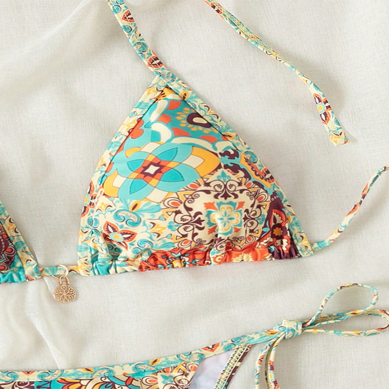 Damen Triangel-Bikini mit verspieltem Design und verstellbaren Bändern Shopnory