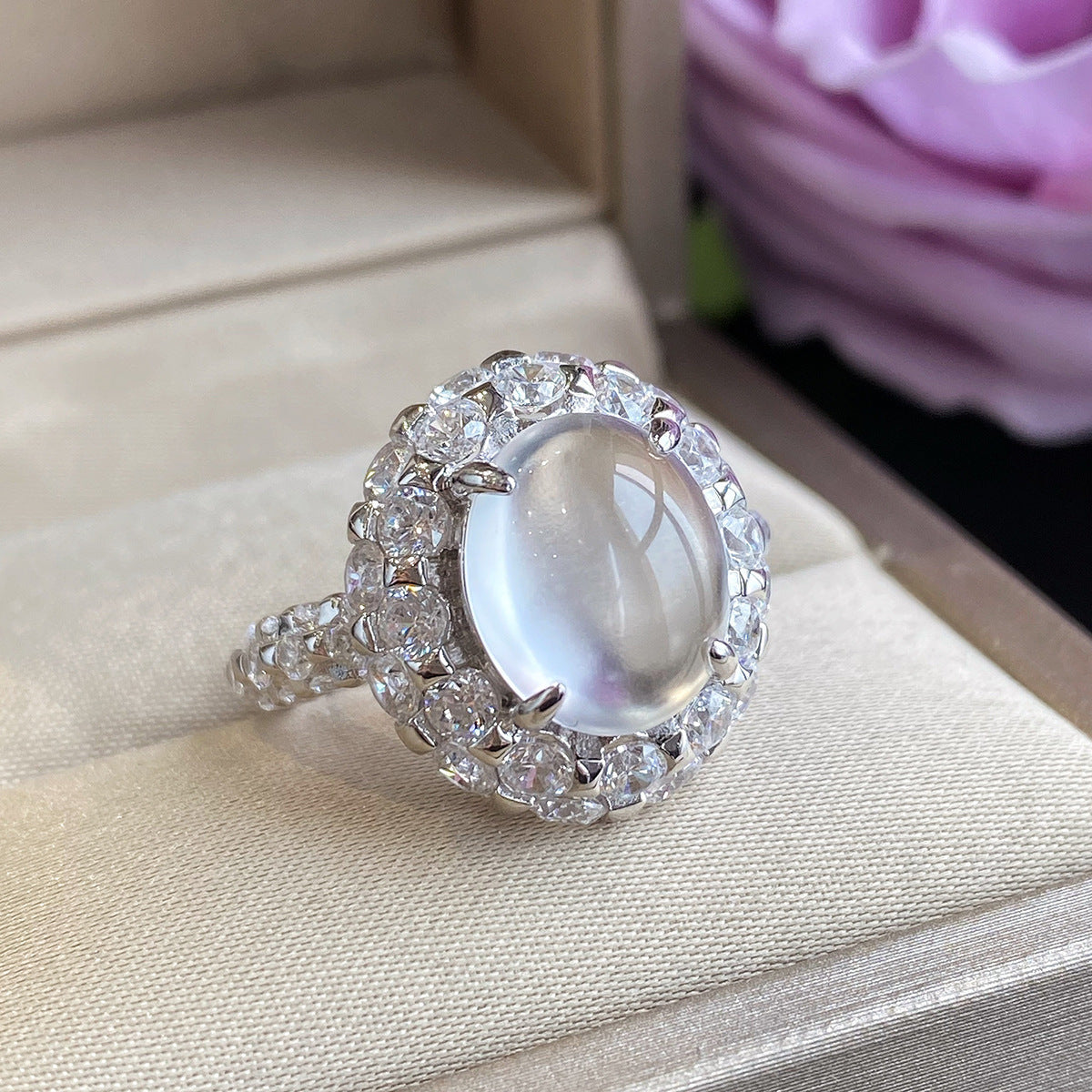 Damen eleganter Schmuckring mit facettiertem Kristallbesatz Shop Nory