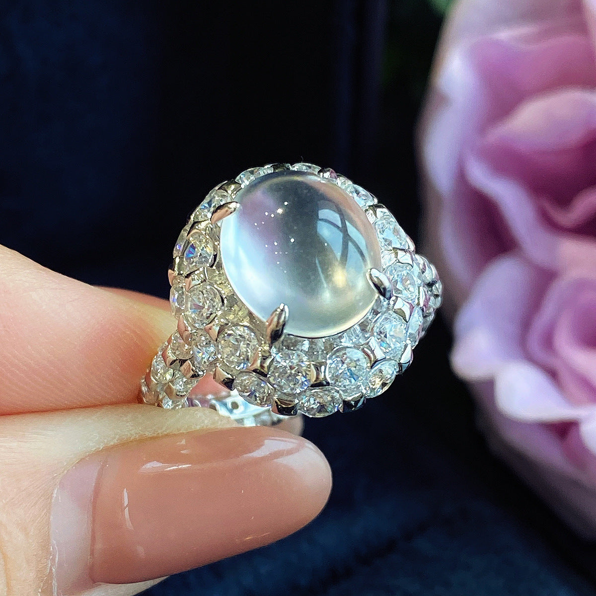 Damen eleganter Schmuckring mit facettiertem Kristallbesatz Shop Nory