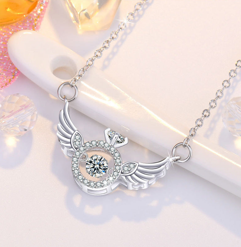 Damen Halskette mit elegantem Rosenanhänger und funkelnden Zirkonia Shop Nory