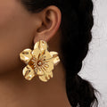 Damen Ohrstecker im eleganten Blumen-Creolen-Design Shop Nory