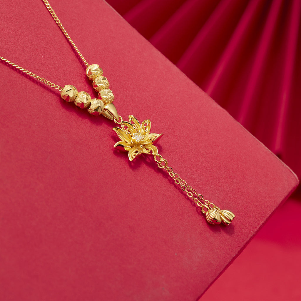 Damen Halskette mit kunstvollem Lotus-Anhänger und filigraner Gliederkette Shop Nory