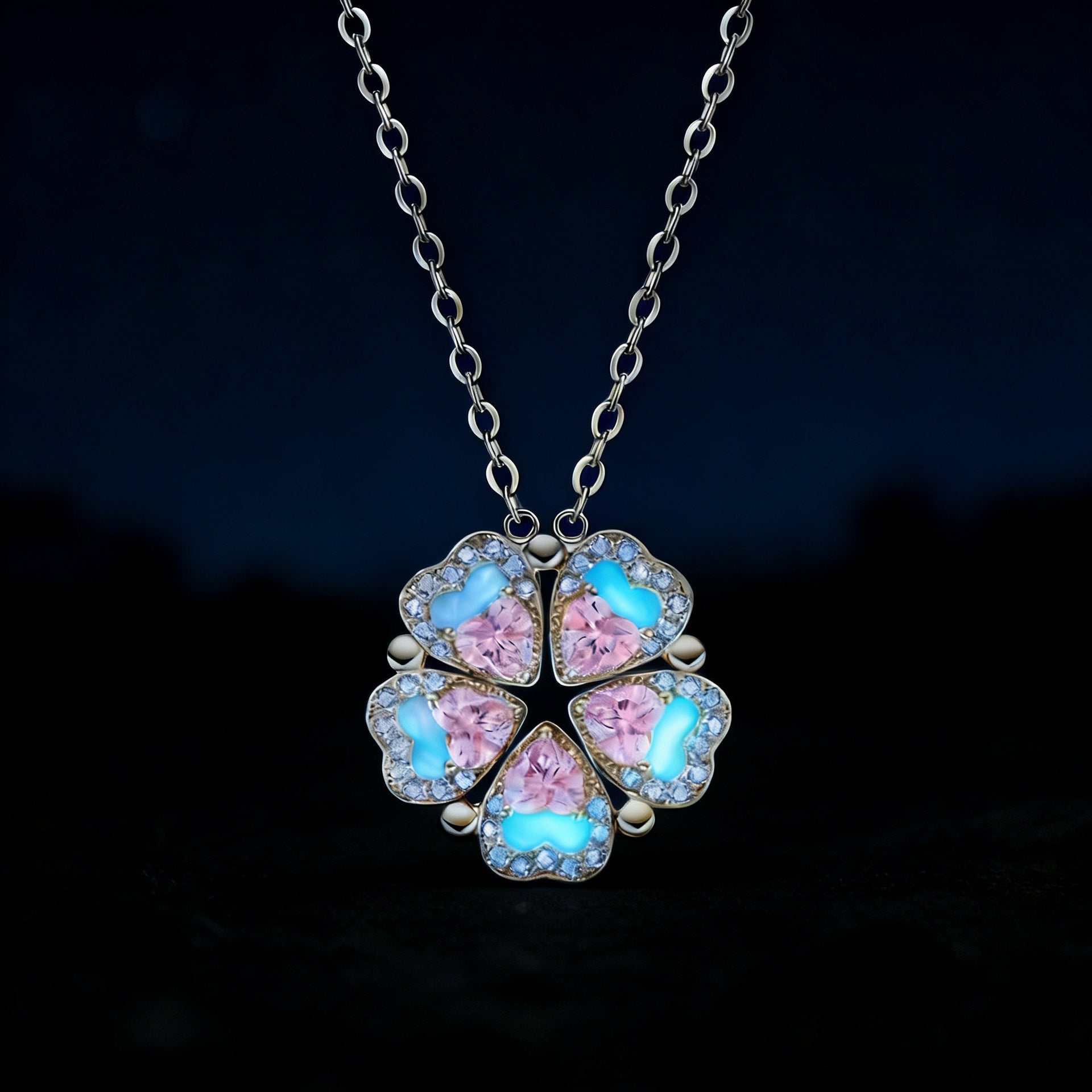 Damen Halskette mit kunstvollem Herzdesign und bunten Zirkonia-Elementen Shop Nory
