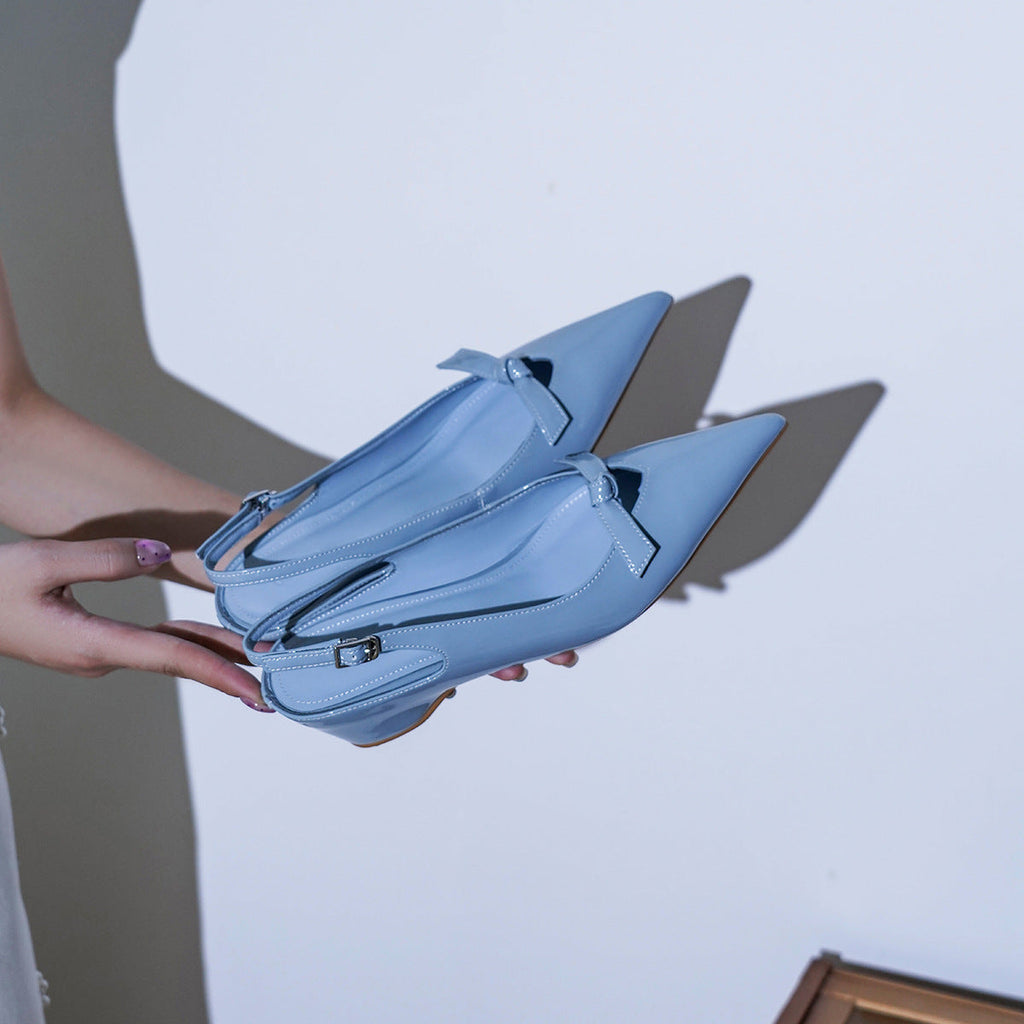 Damen Slingback-Pumps mit verspieltem Schleifendetail und glanzvoller Oberfläche