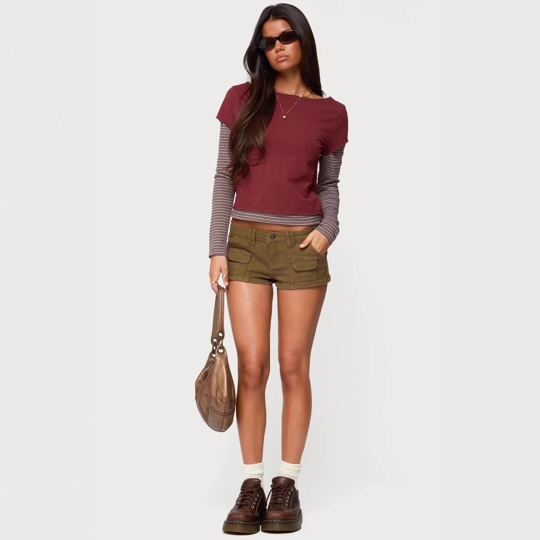 Damen modisches Langarmshirt mit einzigartigen Streifen und kurzem Schnitt Shopnory