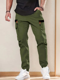 Militärgrün