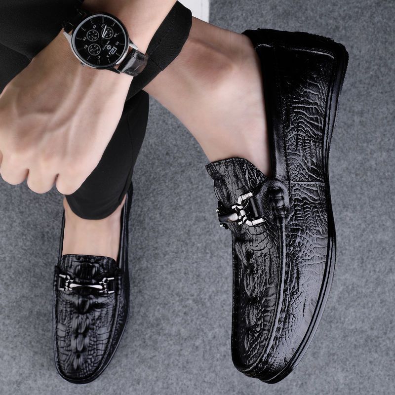 Herren Elegante Mokassins aus hochwertigem Leder mit modischem Detail