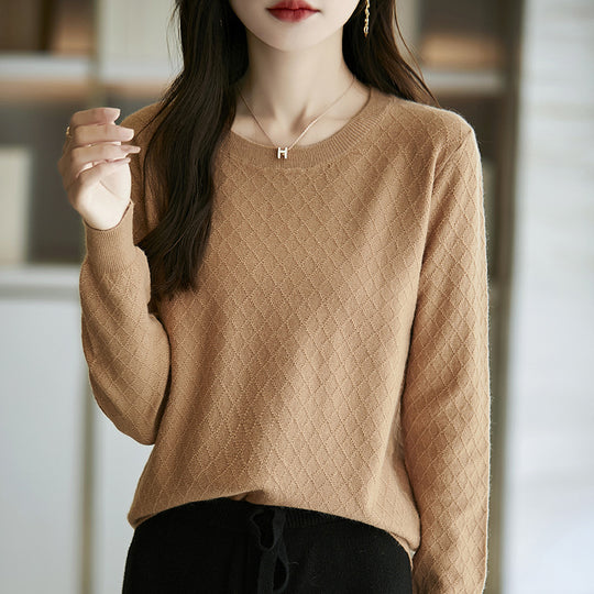 Damen Lässiger Feinstrickpullover mit dezentem Rautenmuster und gerippten Bündchen Shop Nory