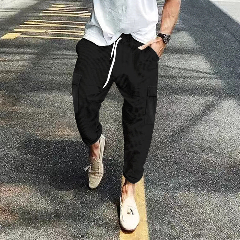 Herren nan Cord-Cargo-Jogginghose mit elastischem Tunnelzugbund, aufgesetzten Klappentaschen und tapered Bein Shop Nory