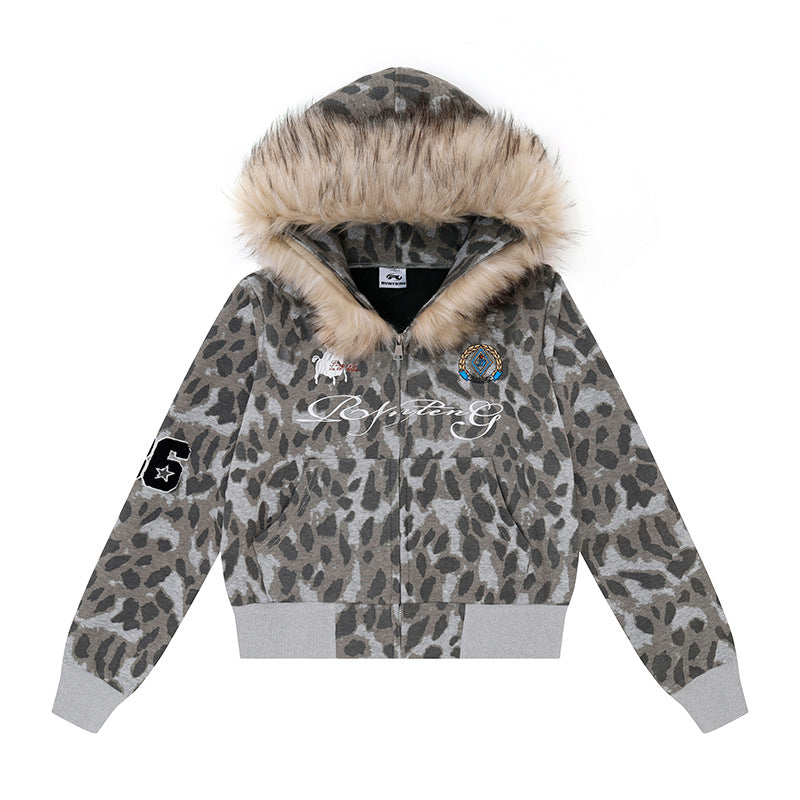 Damen Kapuzen-Sweatjacke mit Kunstfellbesatz, Leo-Allover und Reißverschluss Shop Nory