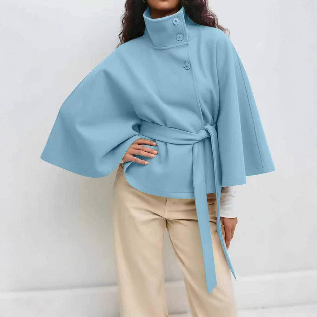 Damen Weit geschnittener Cape-Mantel mit hohem Stehkragen, Knopfleiste und Bindegürtel Shop Nory