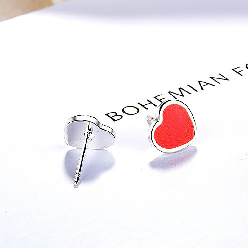 Damenohrringe mit herzförmigem Design und funkelndem Emaille-Besatz Shop Nory