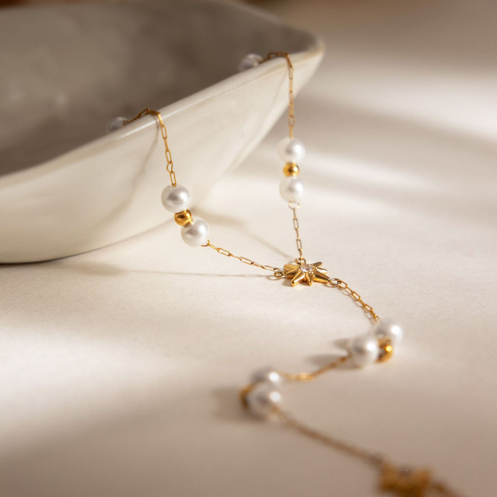 Damen Fußkettchen mit eleganten Perlen- und Sternenverzierungen Shop Nory