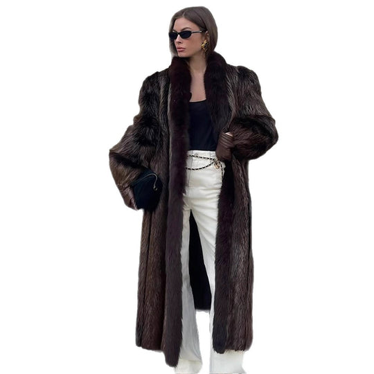 Damen Luxuriöser langer Pelzmantel mit breitem Kragen und voluminösen Ärmeln Shop Nory