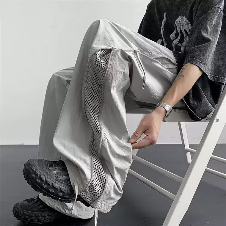 Herren lässige Cargo-Hose mit atmungsaktiven Netzdetails und funktionalen Reißverschlüssen