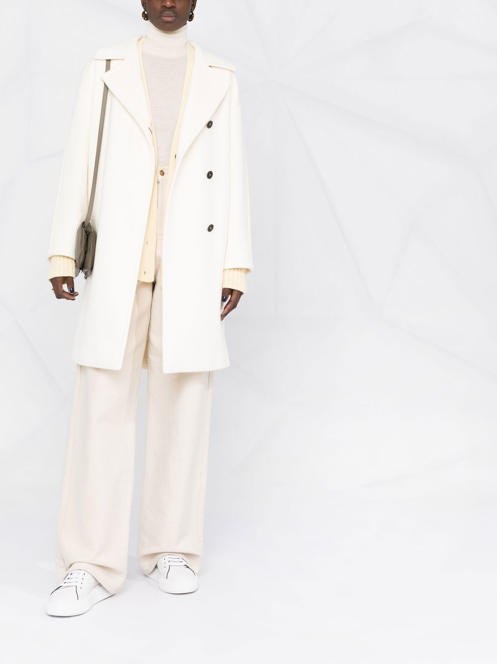Damen Oversize Wollmix‑Mantel mit überschnittener Schulter und minimalistischer Knopfleiste Shop Nory