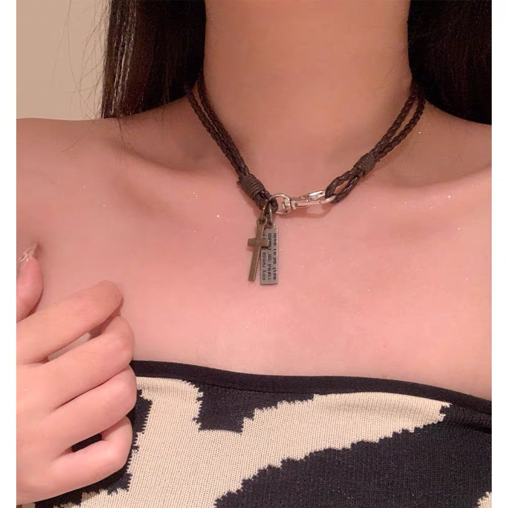 Damen Lederhalskette mit Kreuz-Anhänger Shop Nory