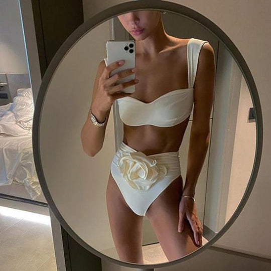 Damen Hochgeschnittener Bikini mit raffiniertem Rüschendetail Shopnory