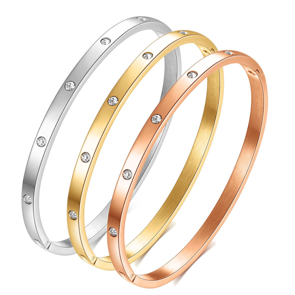 Damen Armreif mit funkelnden Zirkonia-Details Shop Nory