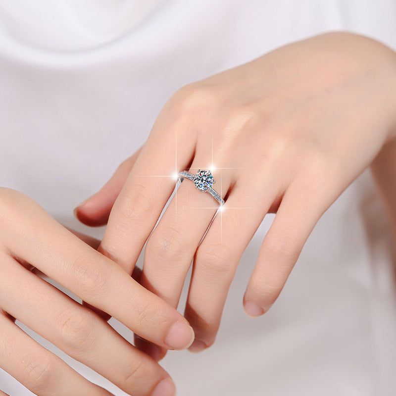 Damen Verlobungsring mit strahlendem Zirkonia und kunstvollem Design Shop Nory