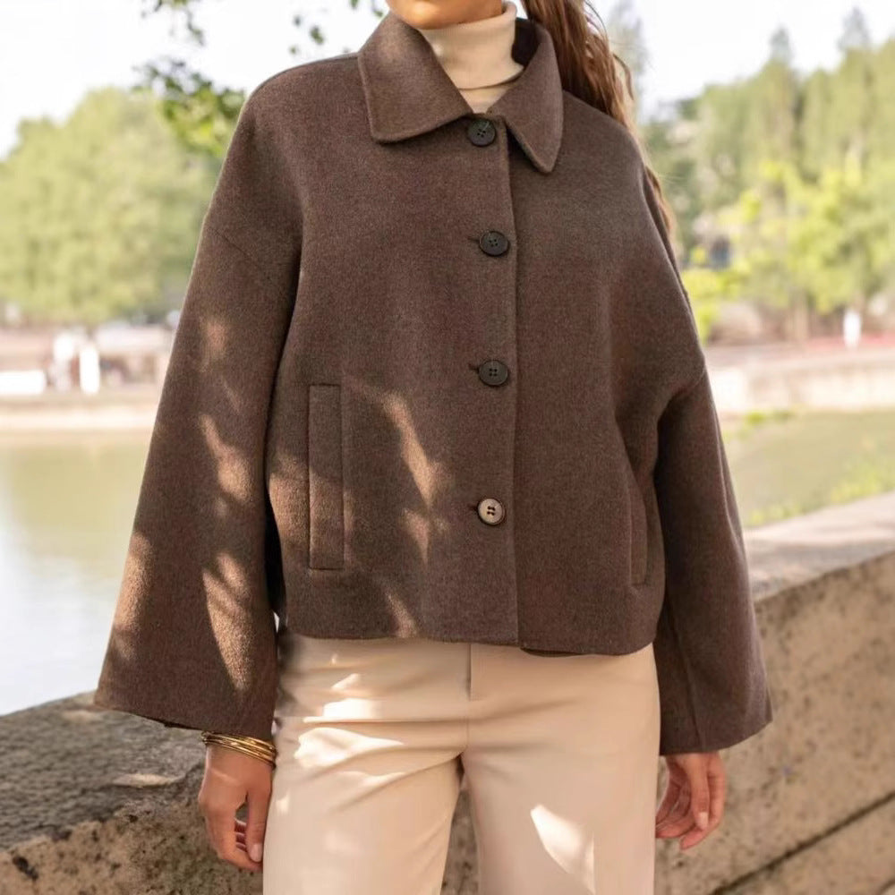 Damen Kurzjacke aus Wollmix im Boxy‑Caban‑Stil mit Hemdkragen und Eingrifftaschen Shop Nory