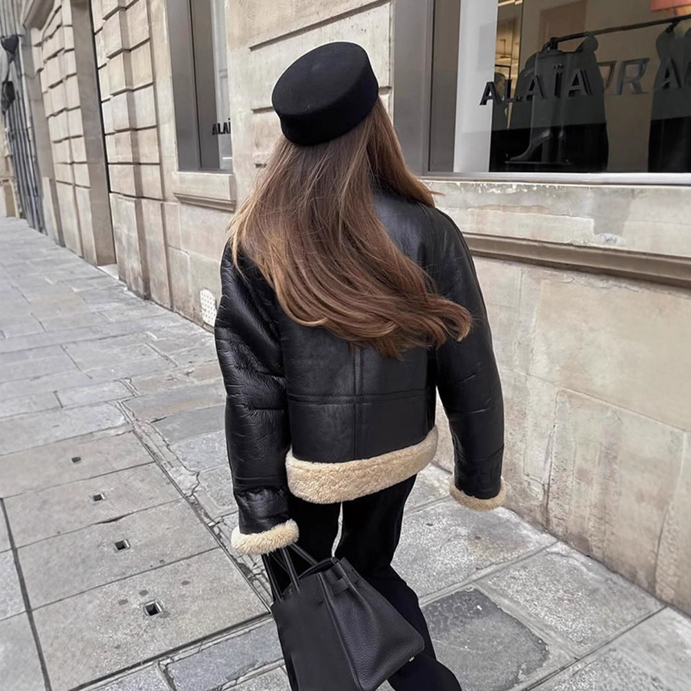 Damen Kurzjacke im Aviator‑Stil mit Teddy‑Innenfutter und doppelreihiger Druckknopffront Shop Nory