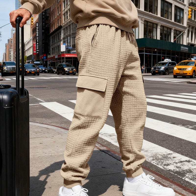 Herren Cargo-Jogginghose mit markanter Waffelstruktur, elastischem Bund und großen Klappentaschen Shop Nory