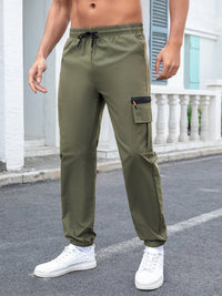 Militärgrün