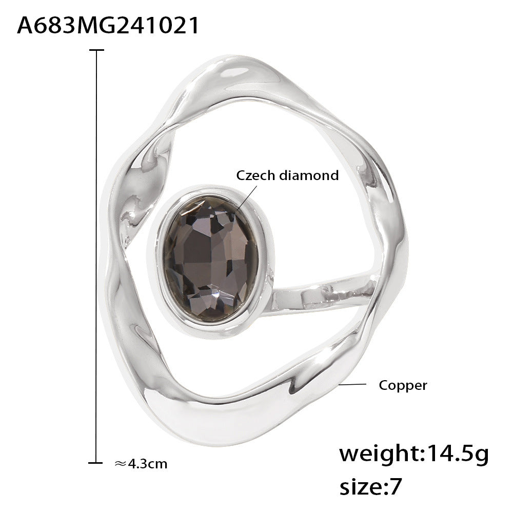Damenring mit innovativem Design und tschechischem Diamanten Shop Nory