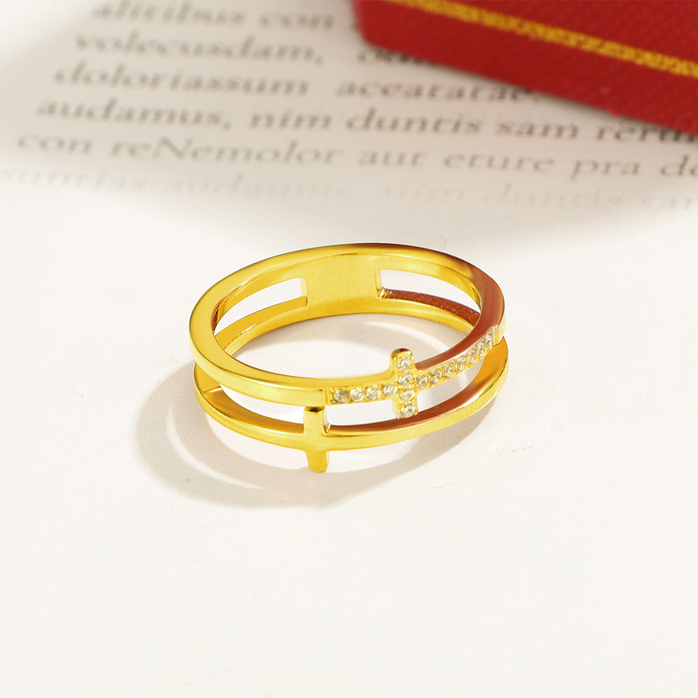 Damen Ring mit filigranem Kreuzdesign und funkelnden Zirkonia-Steinen Shop Nory