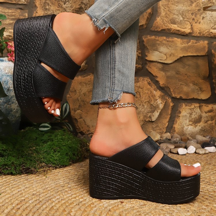 Damen Plateau-Sandalen mit breiten Riemen und rutschfester Sohle Shopnory