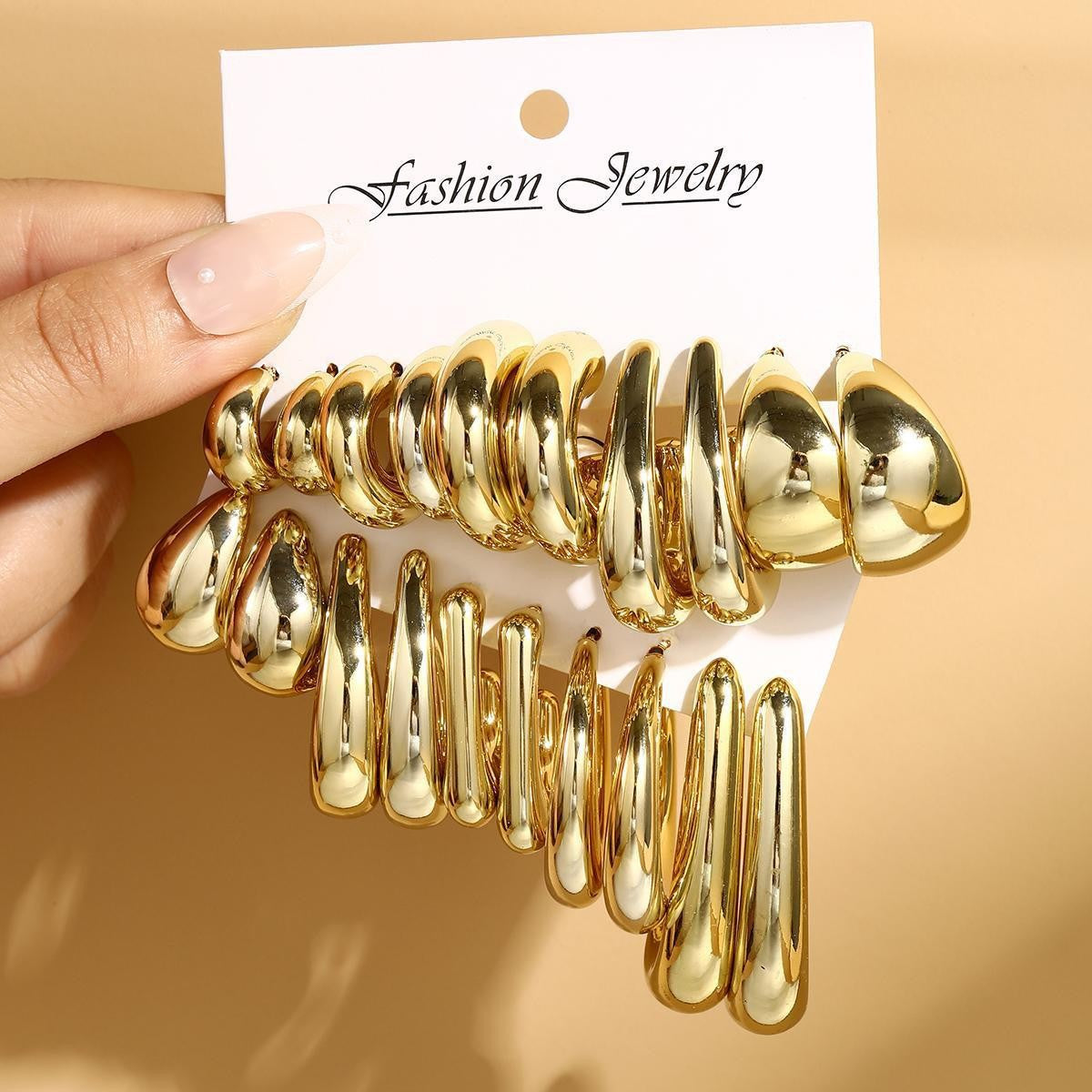 Damen Ohrstecker Set mit modernen, stilvollen Designs Shop Nory
