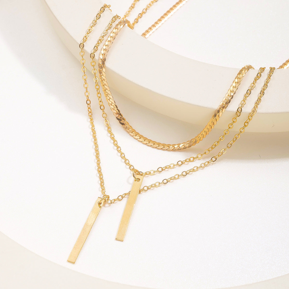 Damen mehrlagige Halskette mit minimalistischen Anhängern Shop Nory