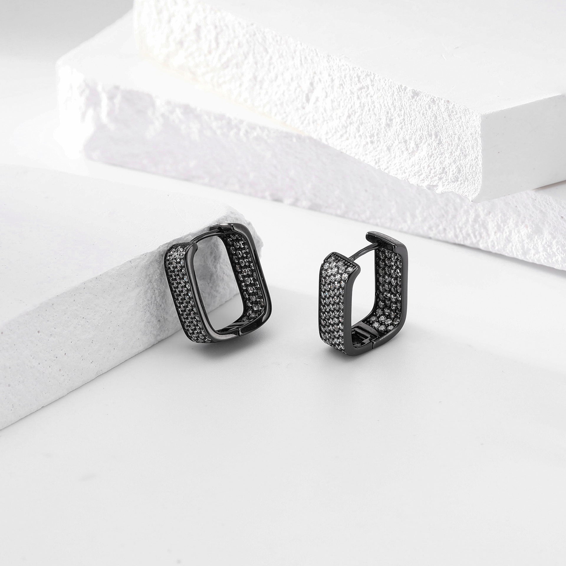 Damen Ohrhänger mit funkelndem Zirkonbesatz aus hochwertigem 925 Sterling Silber Shop Nory