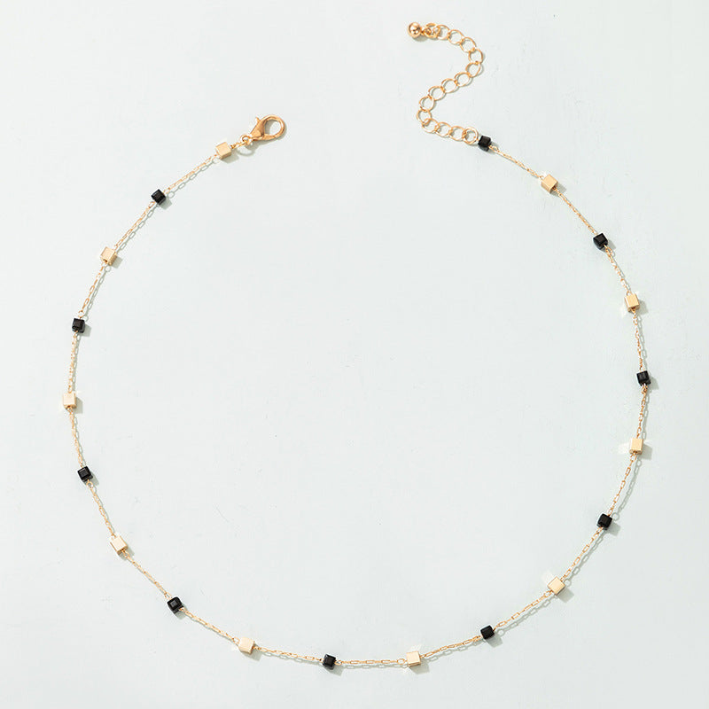 Damen zeitlose Halskette mit geometrischen Elementen Shop Nory