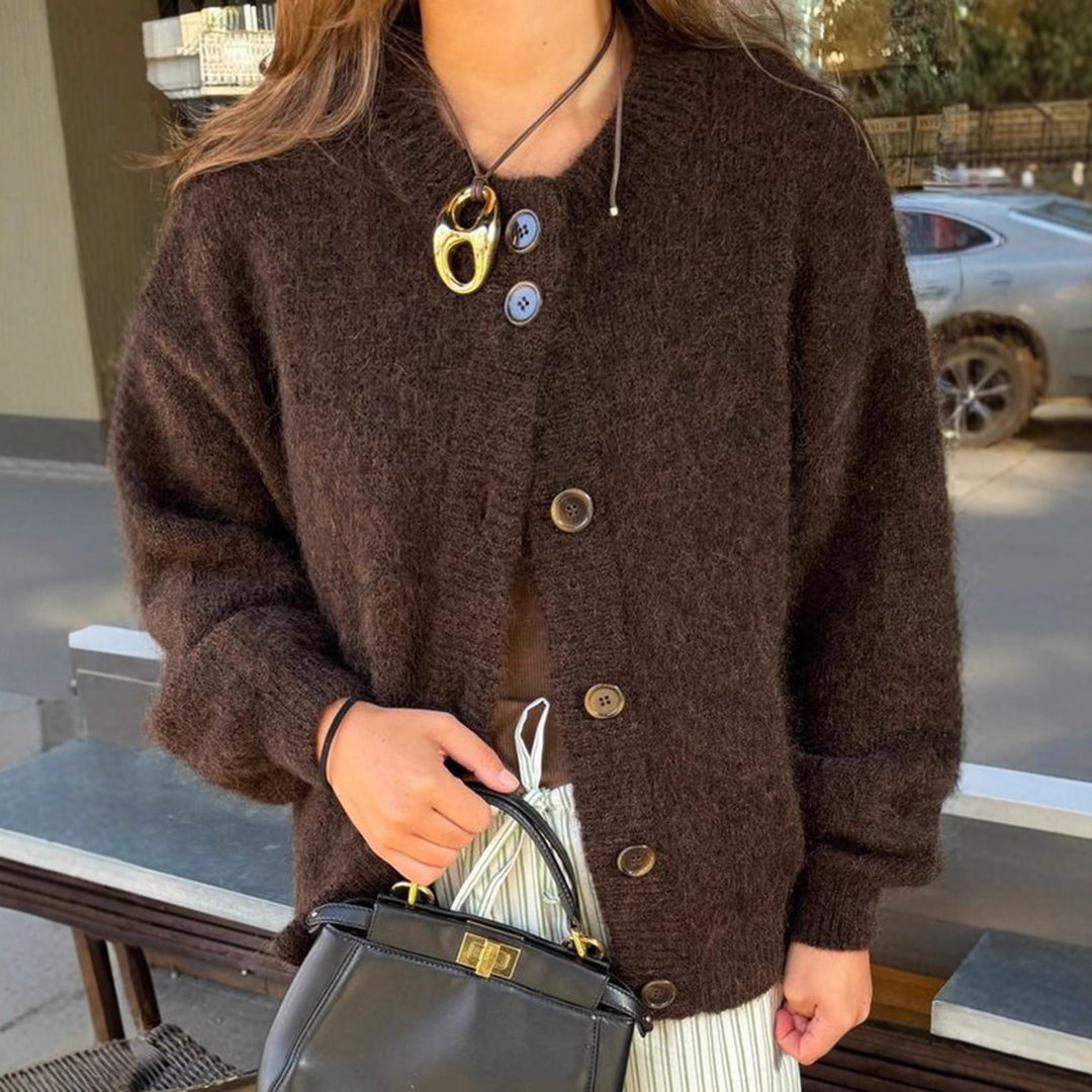 Damen kuschelige Strickjacke mit Oversize-Schnitt und Hornoptik-Knöpfen Shop Nory