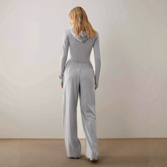 Damen Zweiteiliges Loungewear-Set geripptes Crop-Kapuzenoberteil mit Reißverschluss und Daumenloch sowie weiter Jogginghose Shop Nory