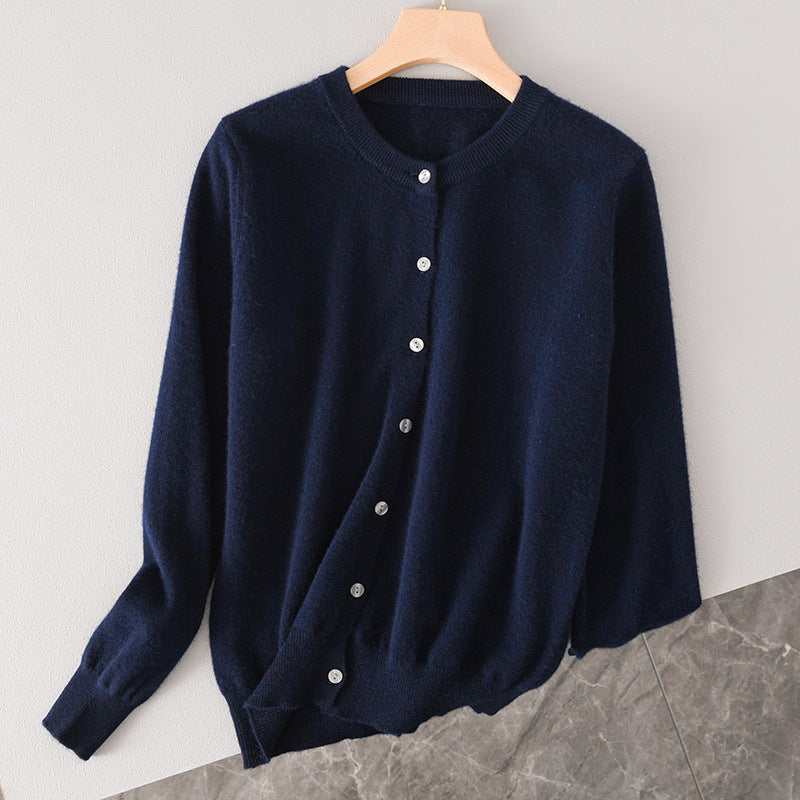 Damen Leichter Rundhals-Knopfcardigan in Kaschmiroptik mit feiner Rippkante und lässiger Silhouette Shop Nory