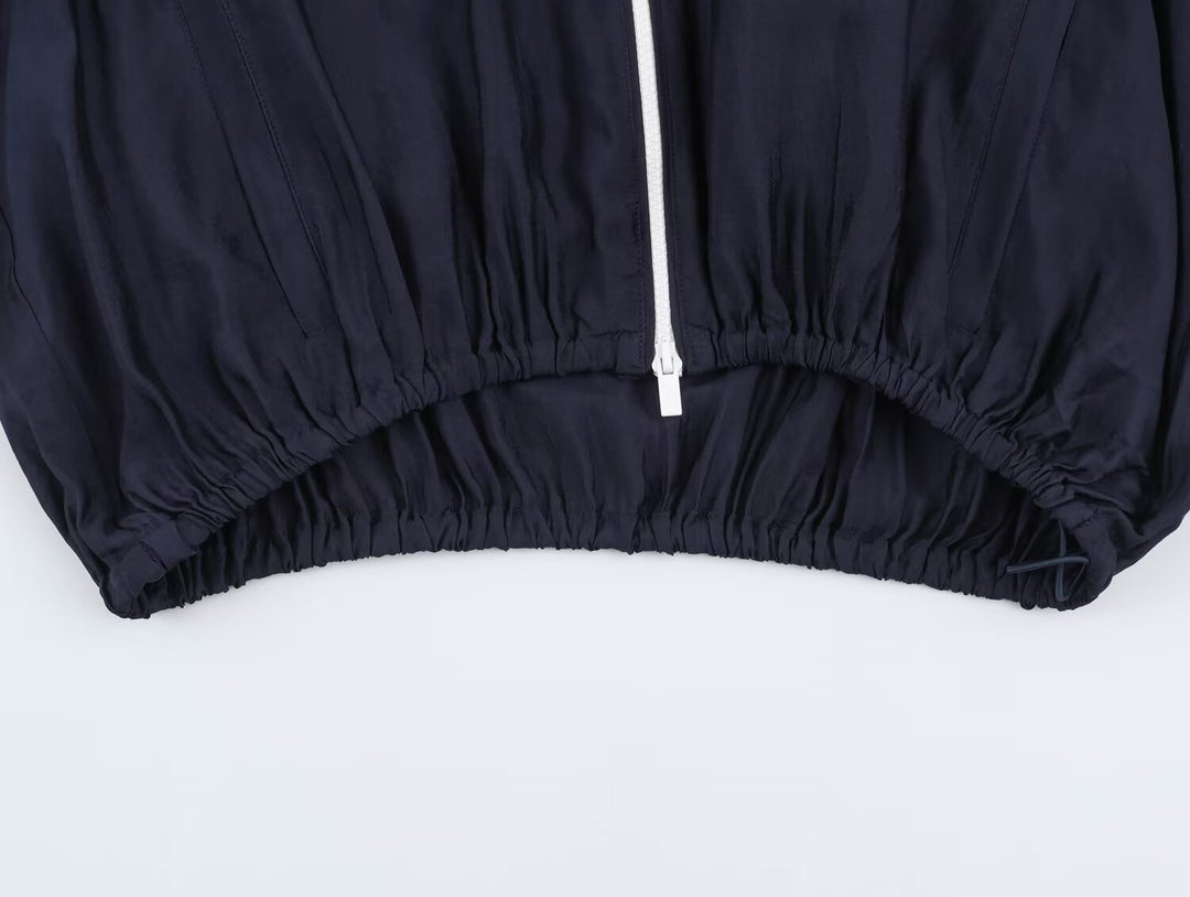 Damen Cropped Windbreaker-Jacke mit hohem Funnelkragen, Kontrastpaspel und elastischem Saum Shop Nory