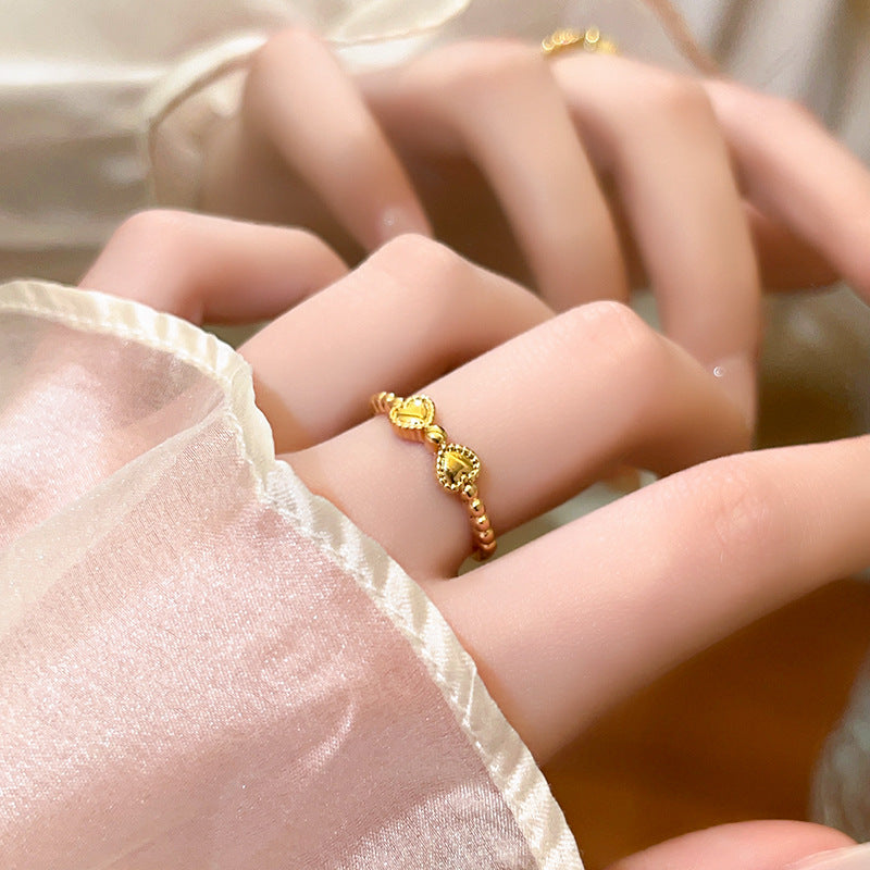 Damen filigraner Ring mit herzförmigem Design und kreativen Akzenten Shop Nory