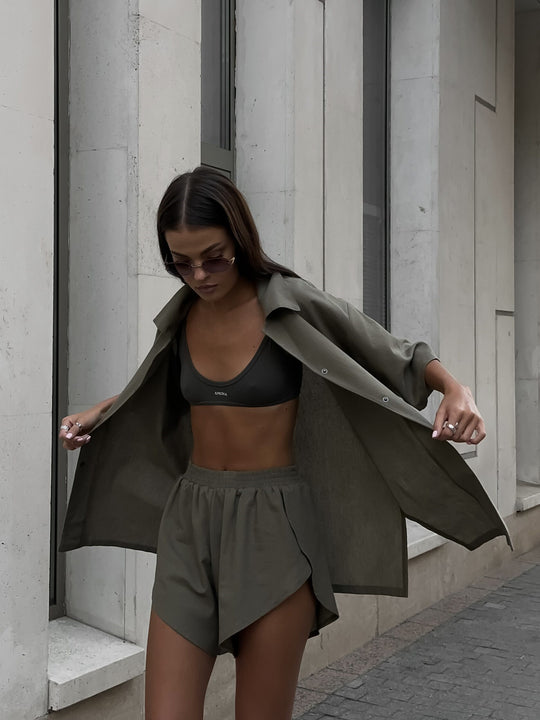 Damen kurzärmeliges Hemd- und Relax-Shorts-Set aus strukturiertem Leinenmix mit elastischem Bund Shop Nory