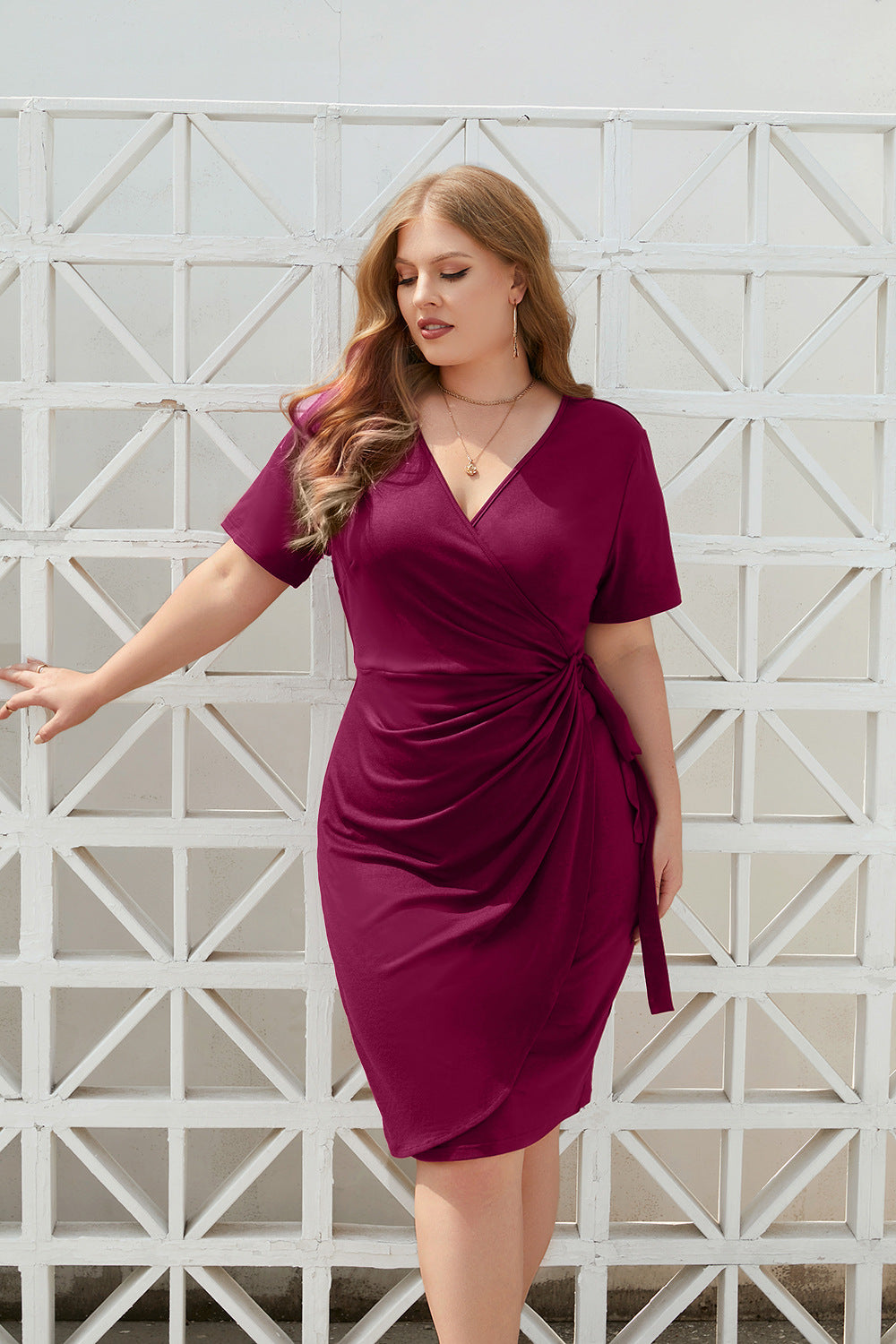 Damen Figurbetontes Wickelkleid mit kurzen Ärmeln und V-Ausschnitt
