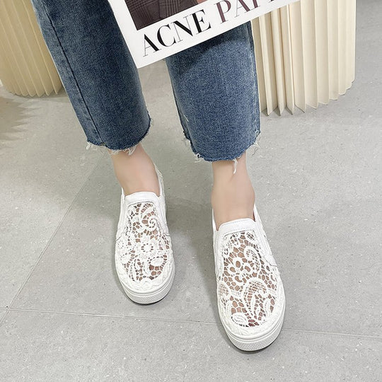 Damen Slip-On Keil-Sneaker mit Spitzen-Obermaterial Shop Nory